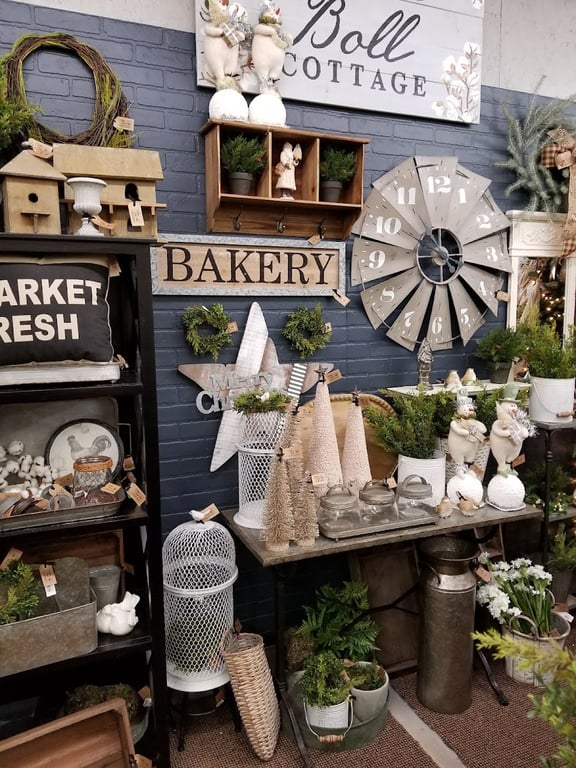 Little Bluebird Vintage Boutique