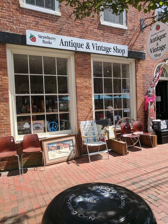 Strawberry Banke Antique and Vintage Shop