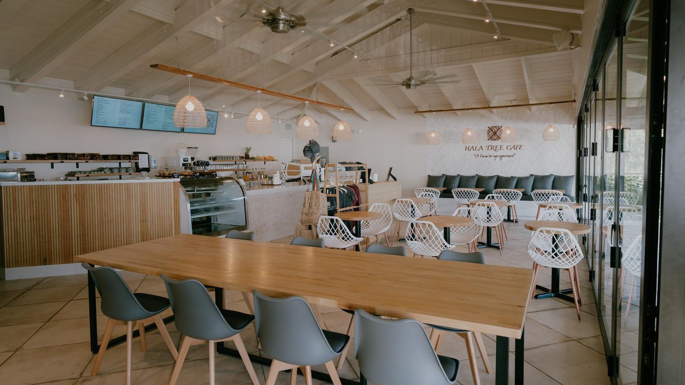 Hala Tree Cafe