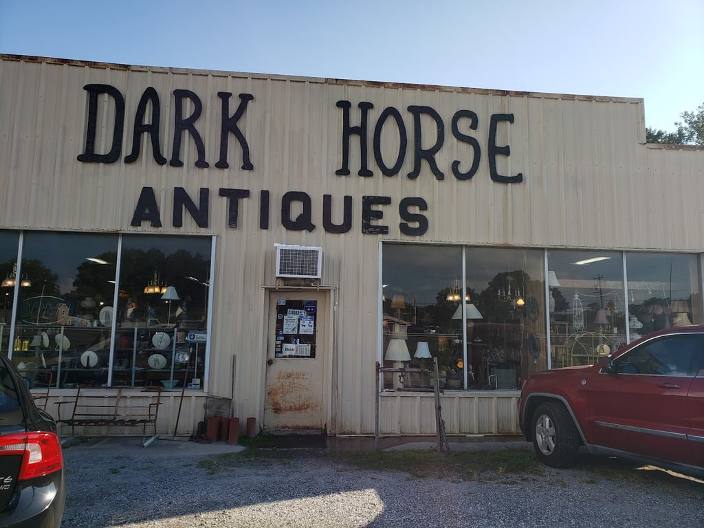 Dark Horse Antiques