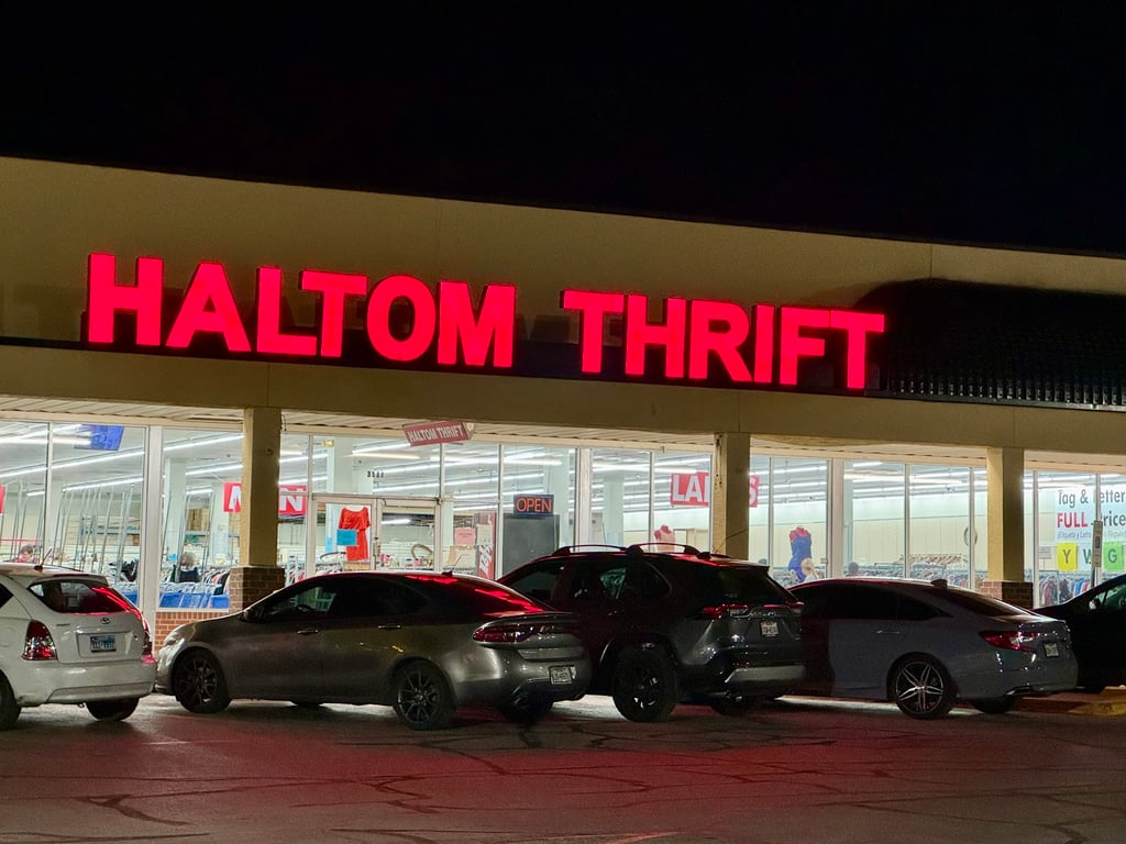 Haltom Thrift
