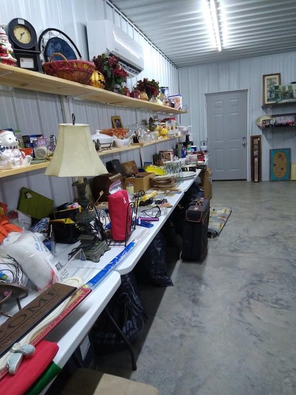 Nifty Thrifty Bargains Thrift and Variety Store