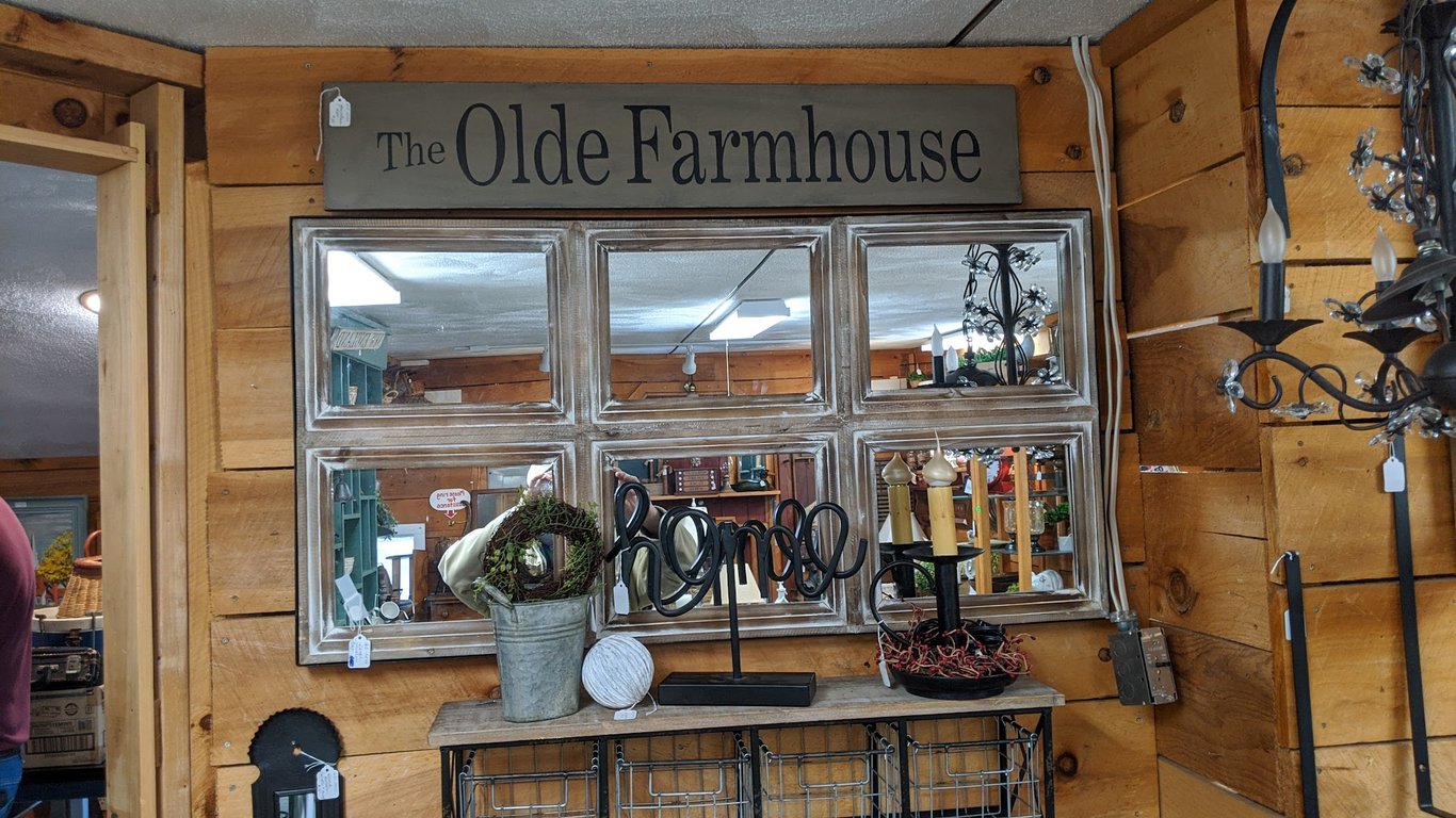 Jules Antiques and General Store