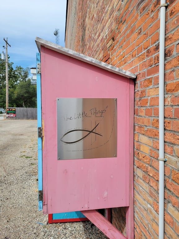 Food and Clothing Box