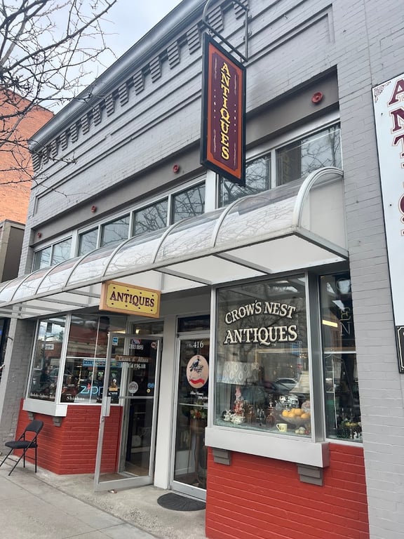 Photo of Crow’s Nest Antique