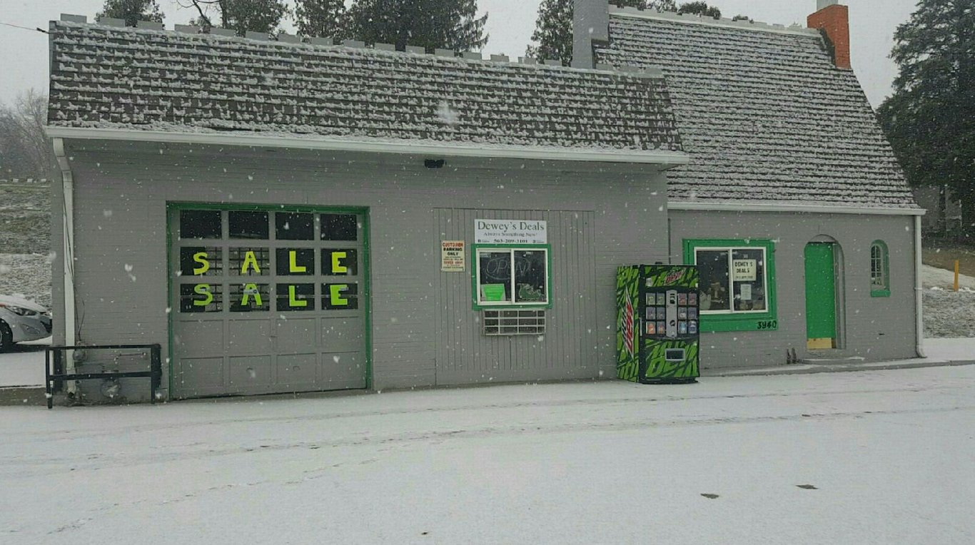 Photo of Dewey’s Deals