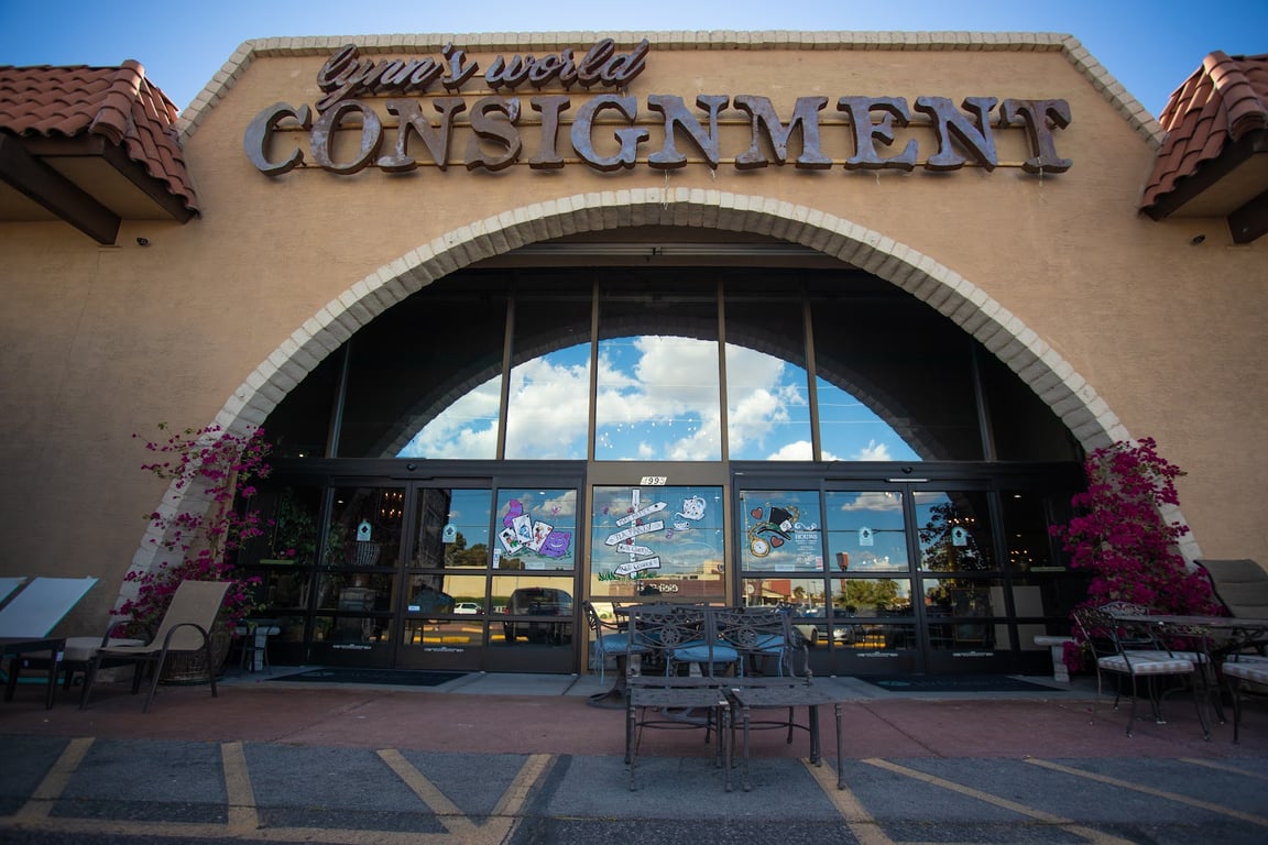 Lynn’s World Consignment | Furniture & Jewelry Las Vegas