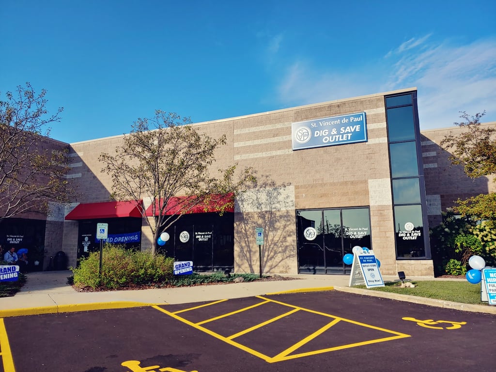 Photo of St. Vincent de Paul, Dig and Save Outlet, Jackson, WI 53037