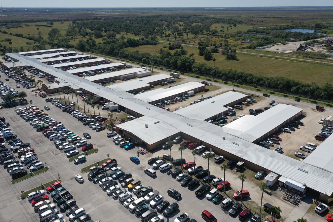 Renningers Flea and Farmers Market