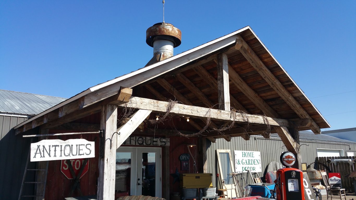 Olde Country Store Antiques