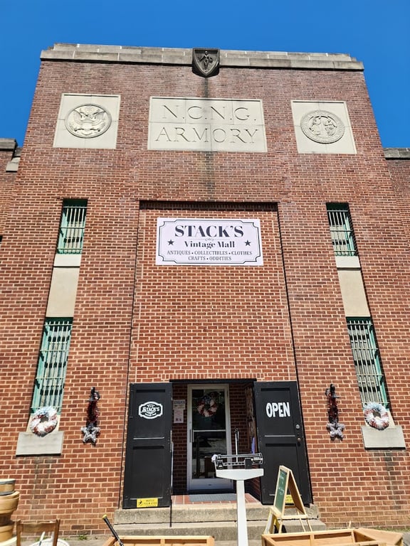 Stack’s Vintage Mall