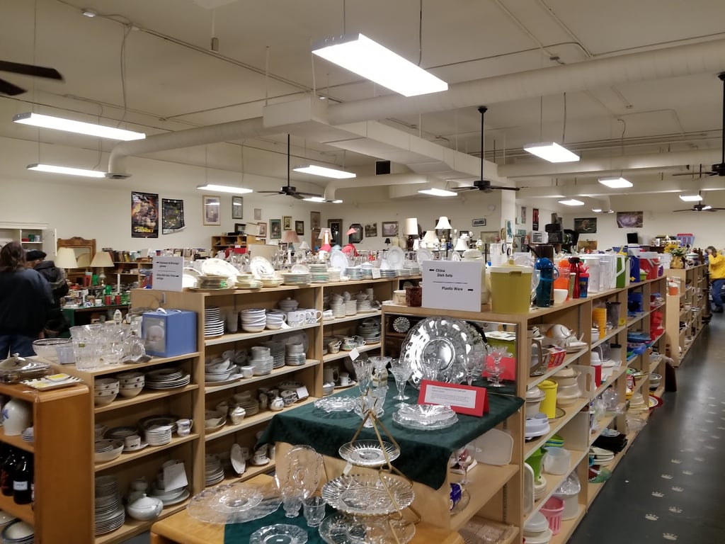 Humane Indiana PAWS Resale Plus!