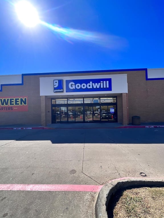 Goodwill Store & Donation Center – Carrollton