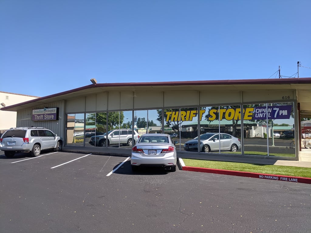 Snowline Thrift Store – Folsom