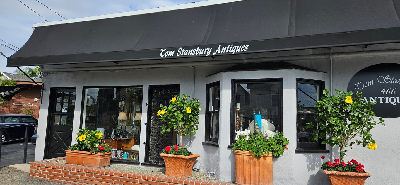 Photo of Tom Stansbury Antiques