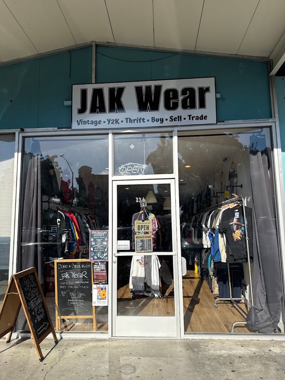 JAKWEAR