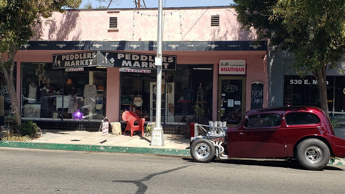 Peddlers Market Antiques