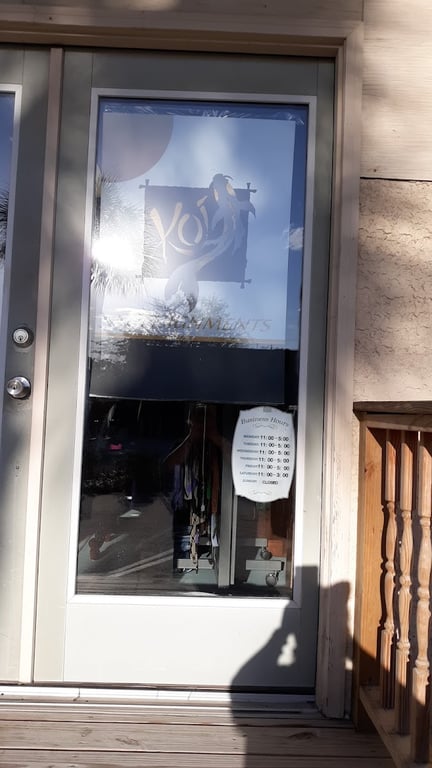 Photo of Koi Consignments
