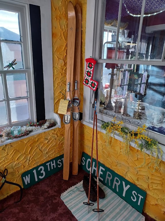 Cherry Street Antiques & Stuff