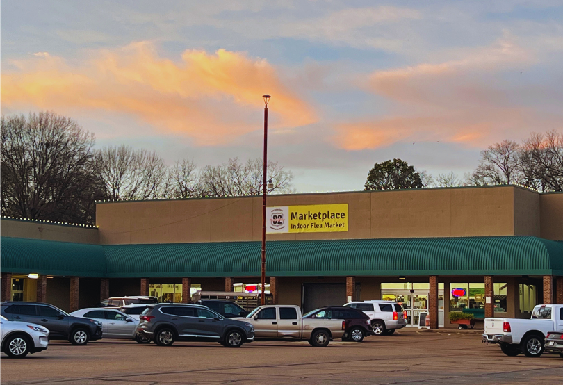 82 Marketplace