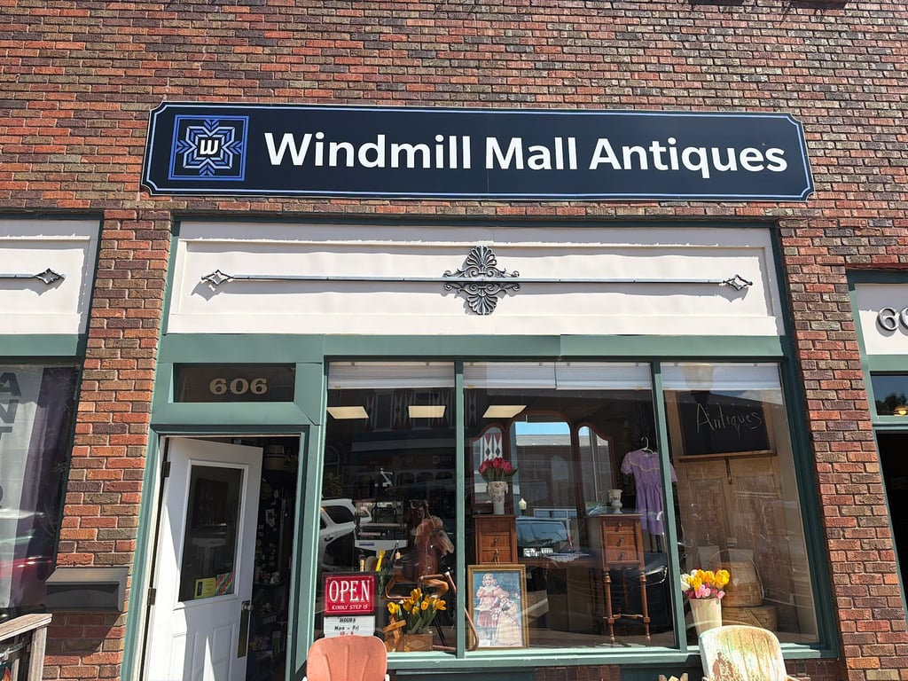Windmill Mall Antique