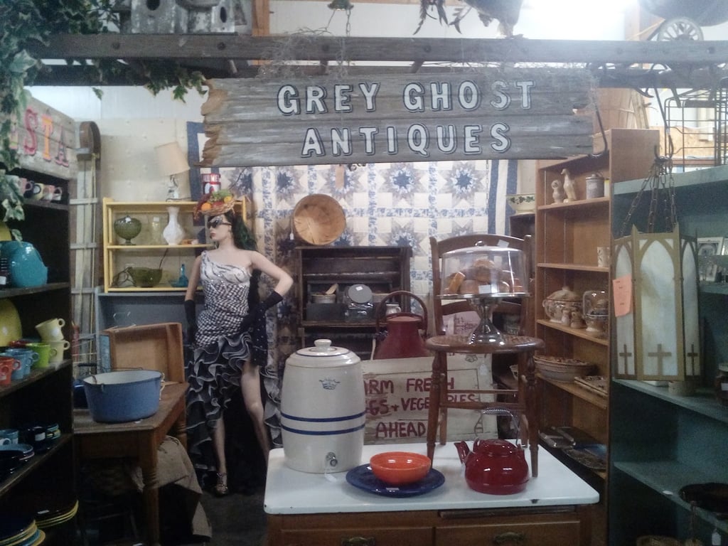 Gilley’s Antique & Decorator Mall