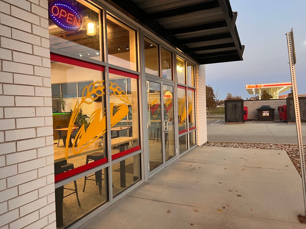 Yummy Banh Mi and Boba Tea, Coffee