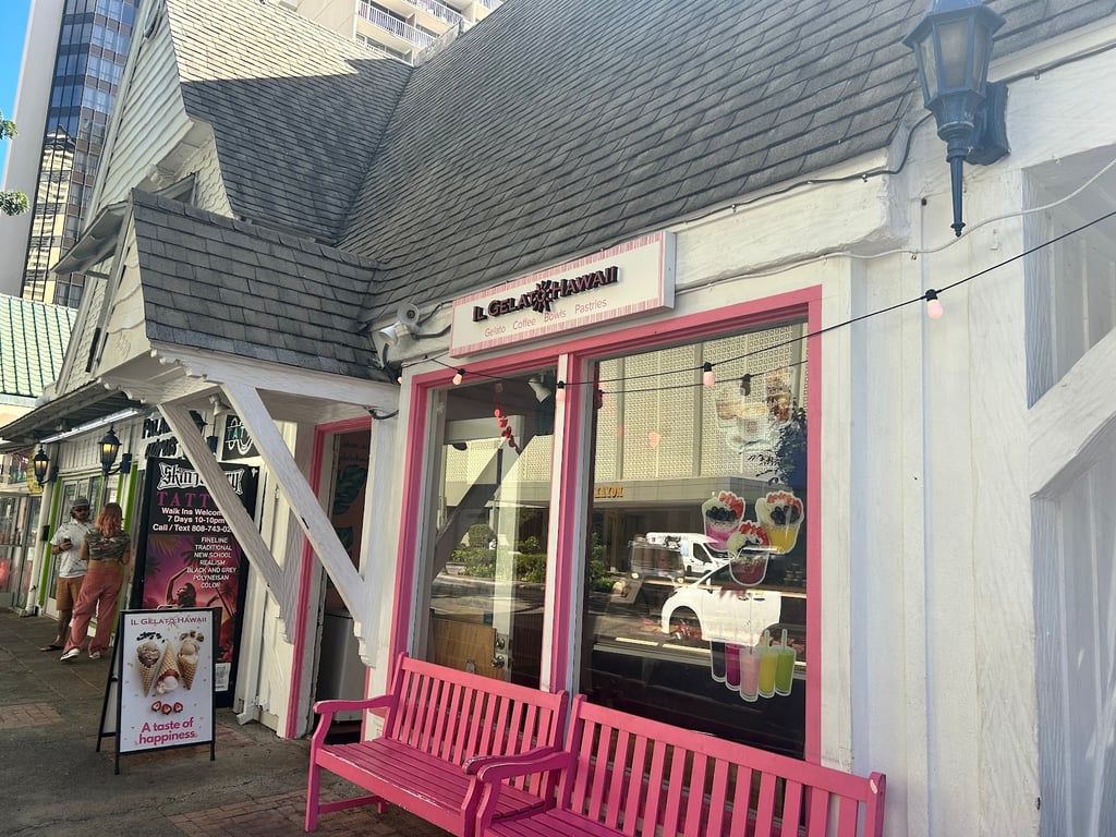 IL Gelato Cafe Waikiki Royal Hawaiian
