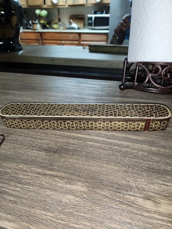 Melvyn Antiques
