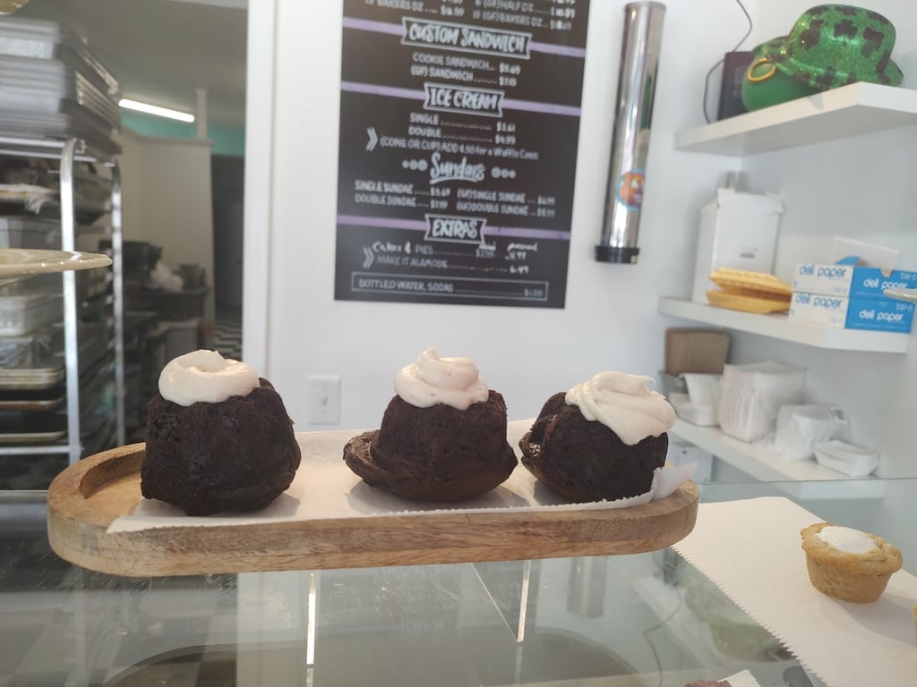 Onifade’s Bakery & Cookie Co 🍪