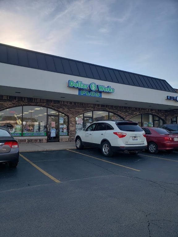 Streets of Bartlett Shopping Center