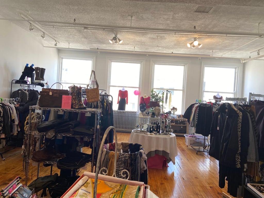 Photo of C&J Collections Chicago