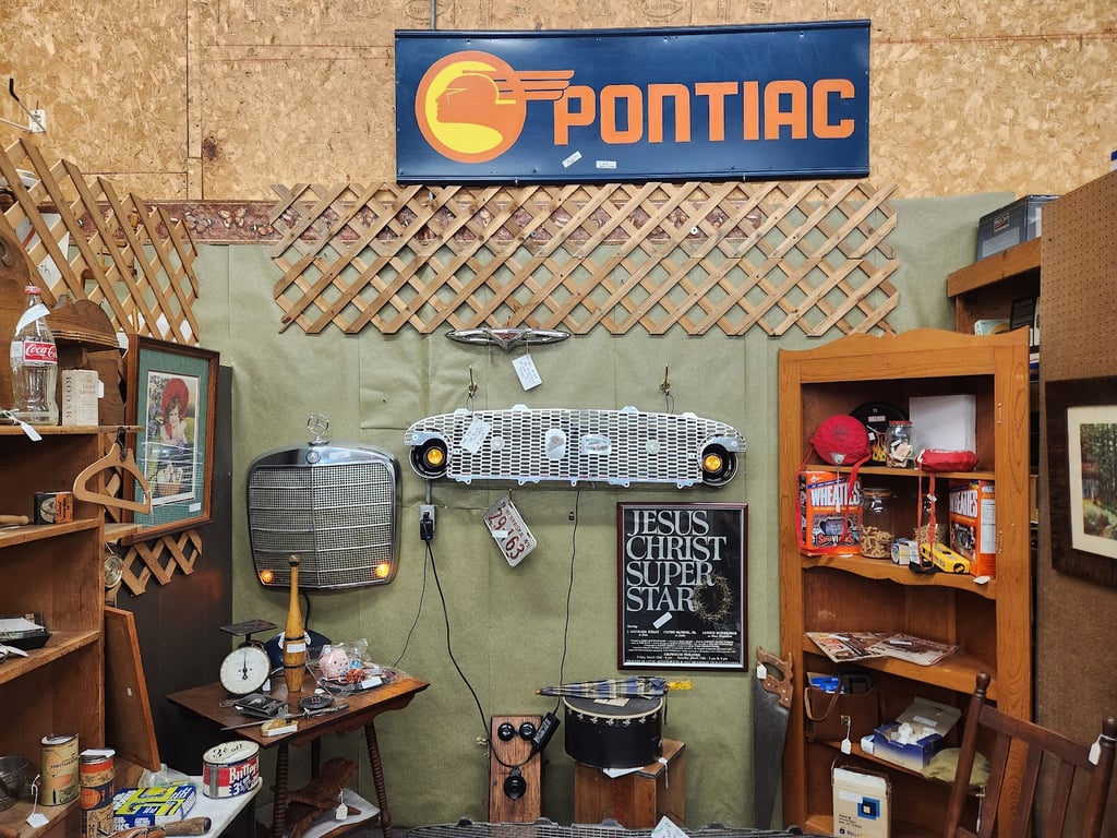 Photo of Missouri Valley Antiques & Classic Cars