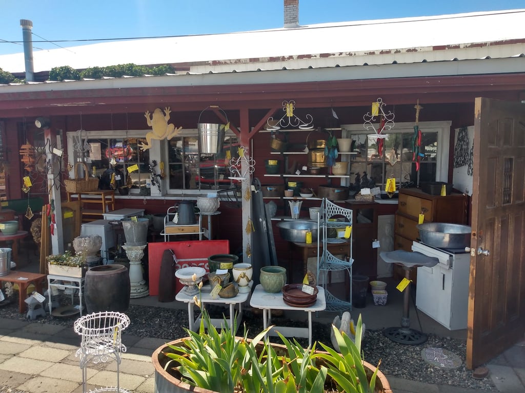 Hangar Antique Mall