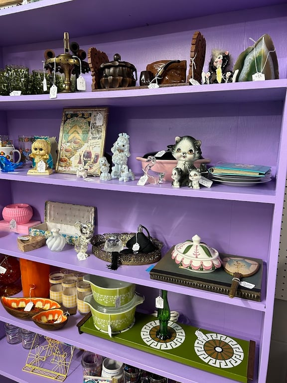 Vintage, Etc- Knoxville