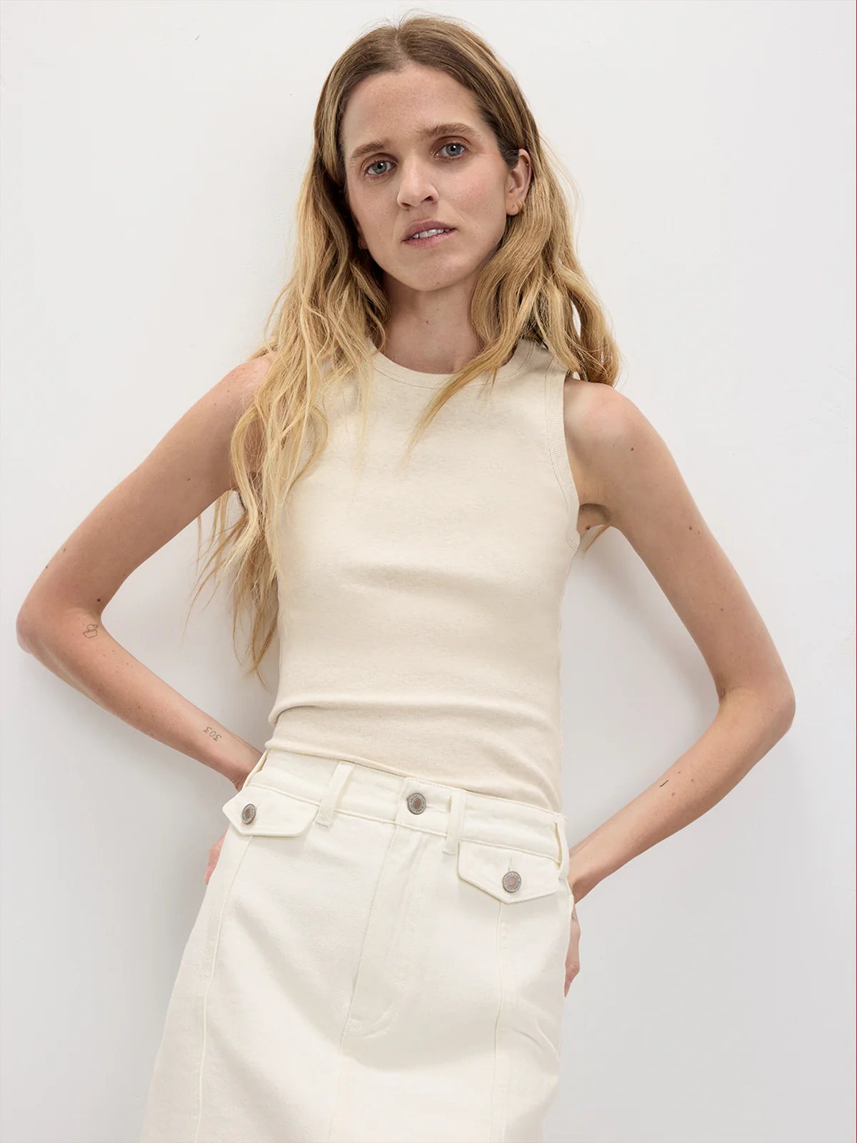 ROSE｜Plant-Dyed Fitted Tank Top - Light apricot