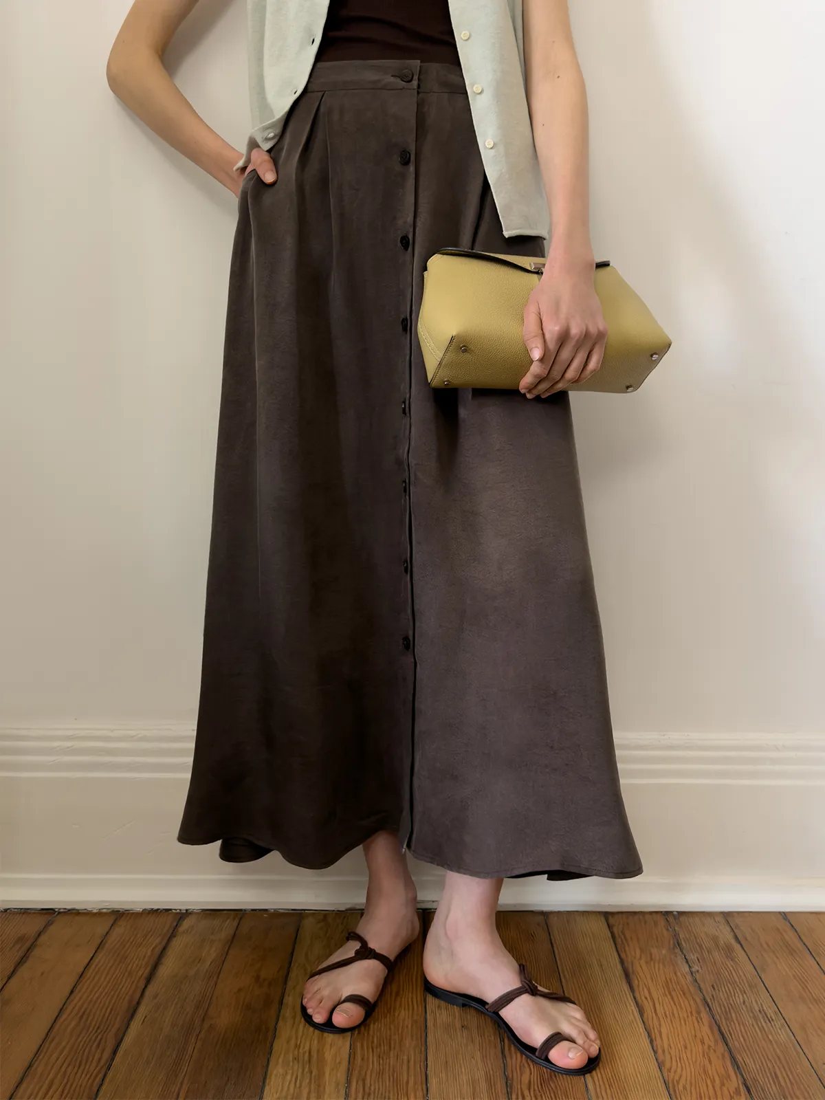 NOBU Midi｜Matte Sanded Lyocell Midi Skirt