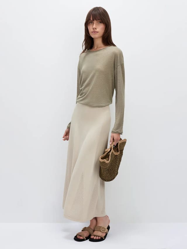 100% Linen Lightweight Long-Sleeve T-Shirt