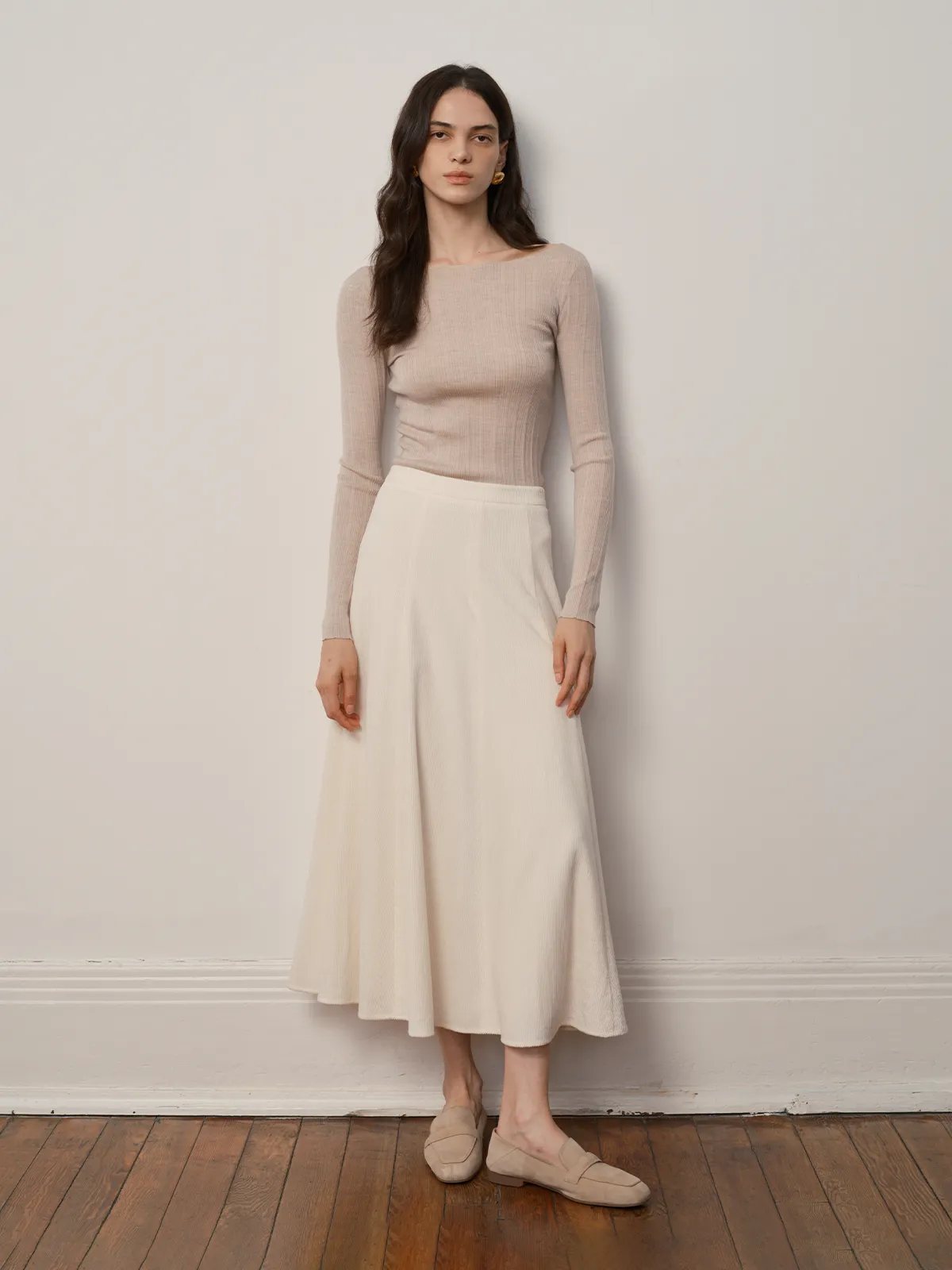 Andreatang MILIAN ivory corduroy A-line maxi skirt full-length front view with beige ribbed top and loafers
