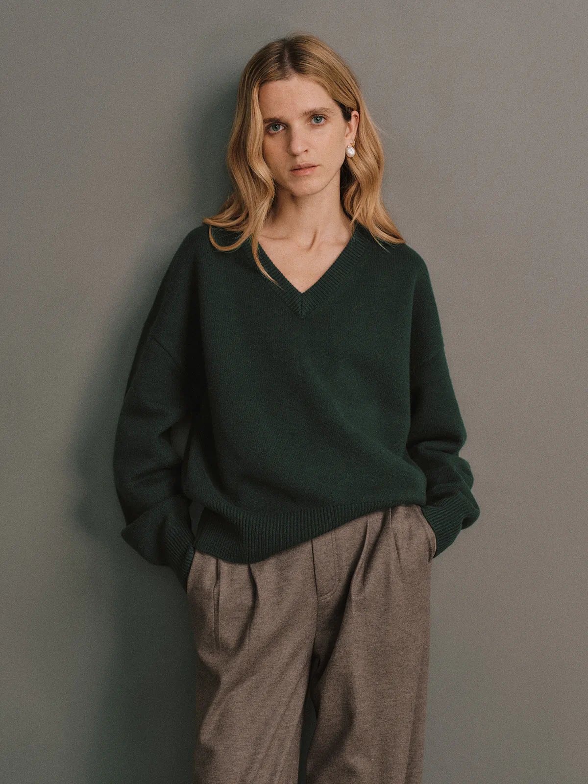CARRIE | Merino Wool V-Neck Jumper - Dark green