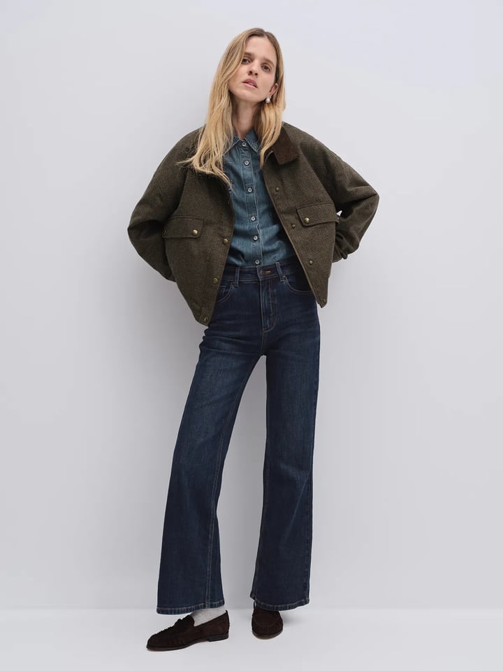CHARLIE｜Houndstooth Corduroy Reversible Jacket-Model side view-03