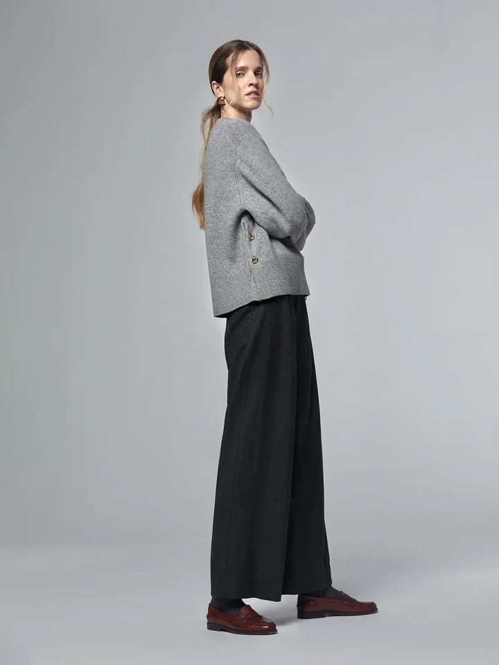 merino wool warm soft metal button jumper sweater-Model side view grew -01