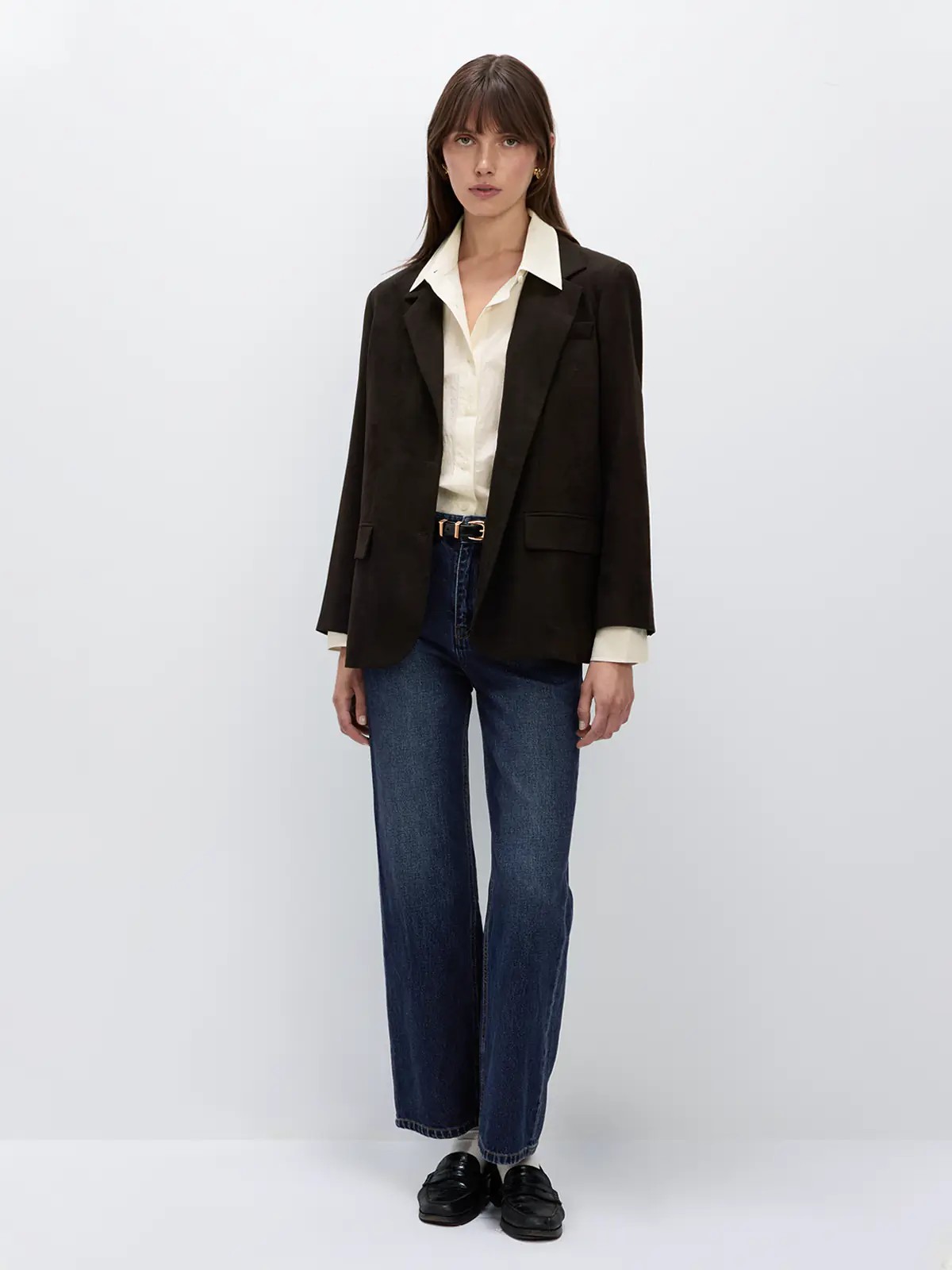 NAOMI｜100% Cotton Crinkled Texture Shirt-Model side view-05