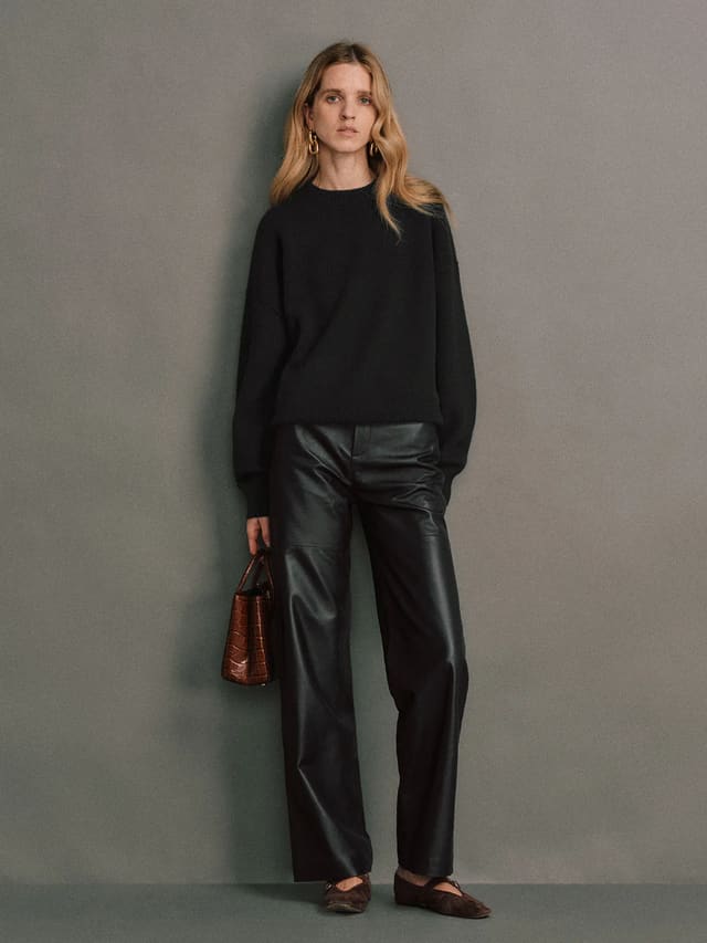 MILDRED｜Soft Leather Straight Trousers-Model front view-01