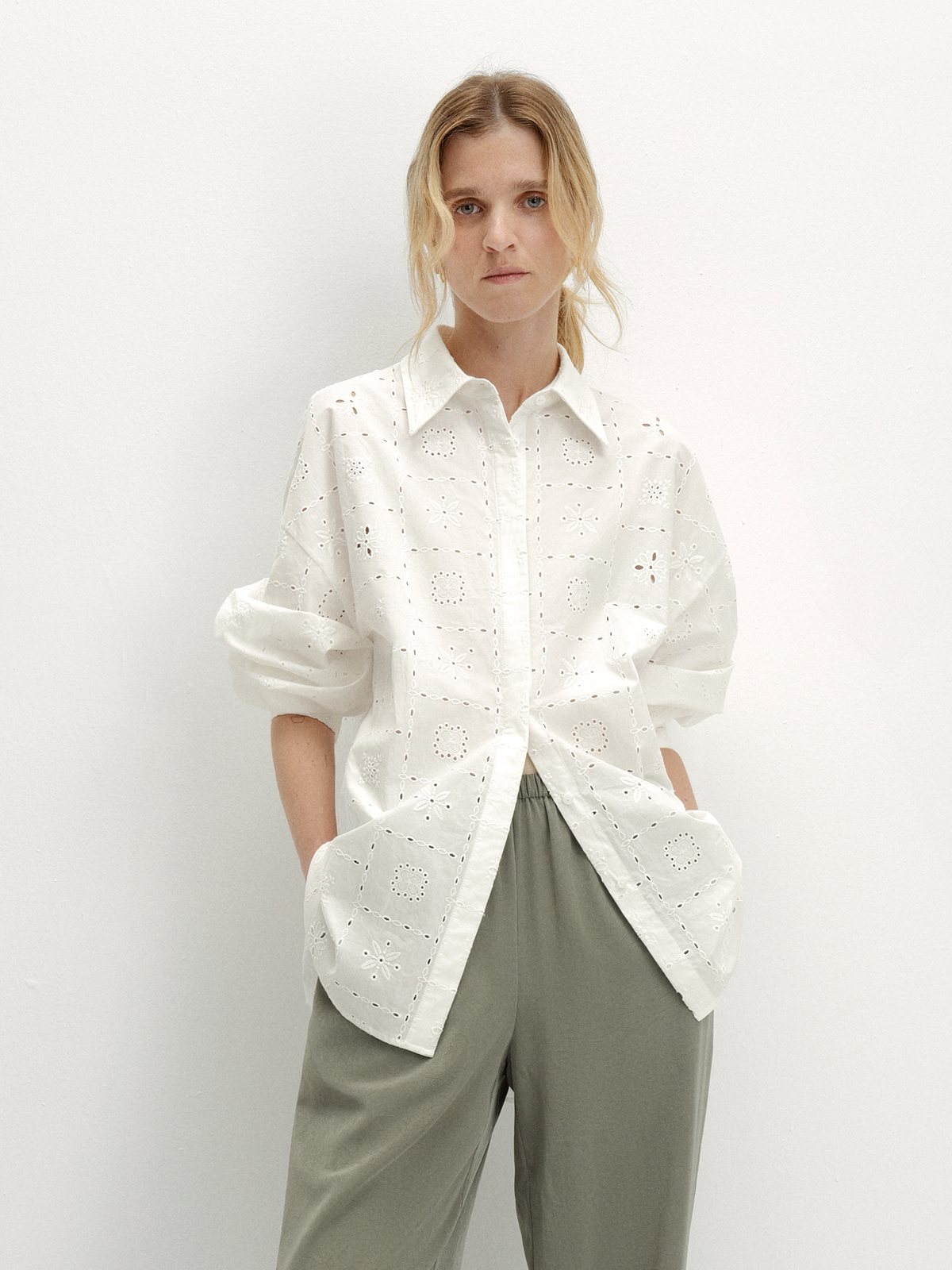 MINA｜Eyelet Embroidered Shirt - white