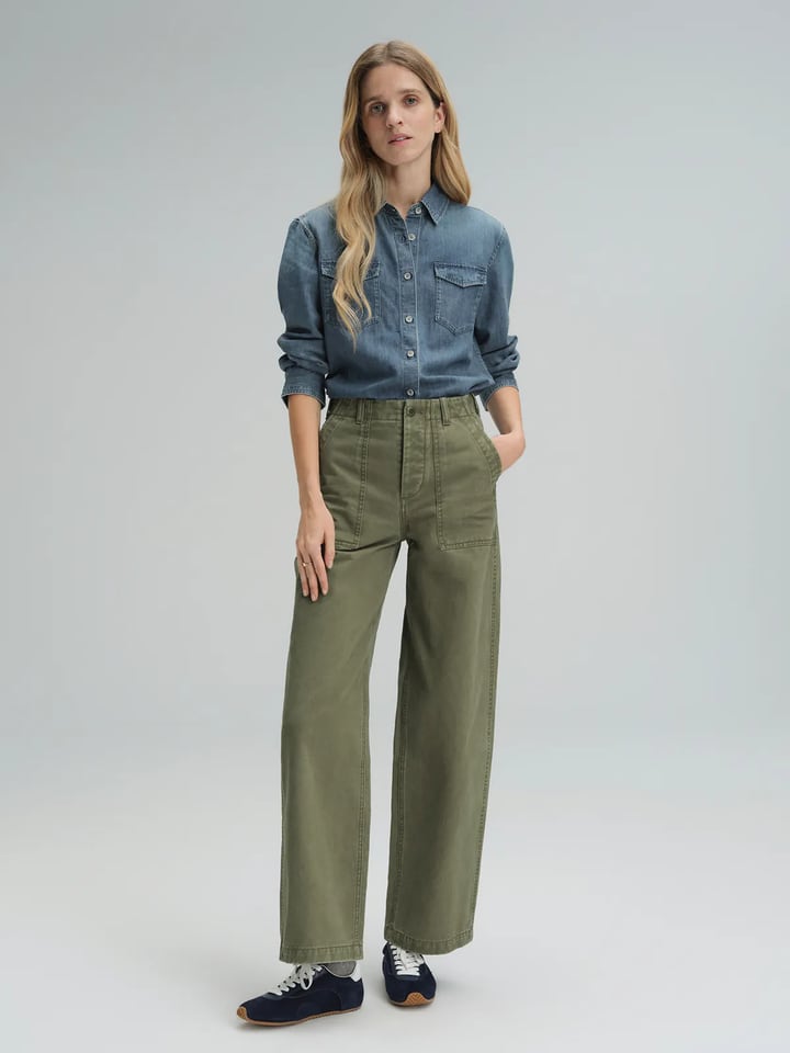 MURRAY｜Cotton Utility Trousers-Model side view-01