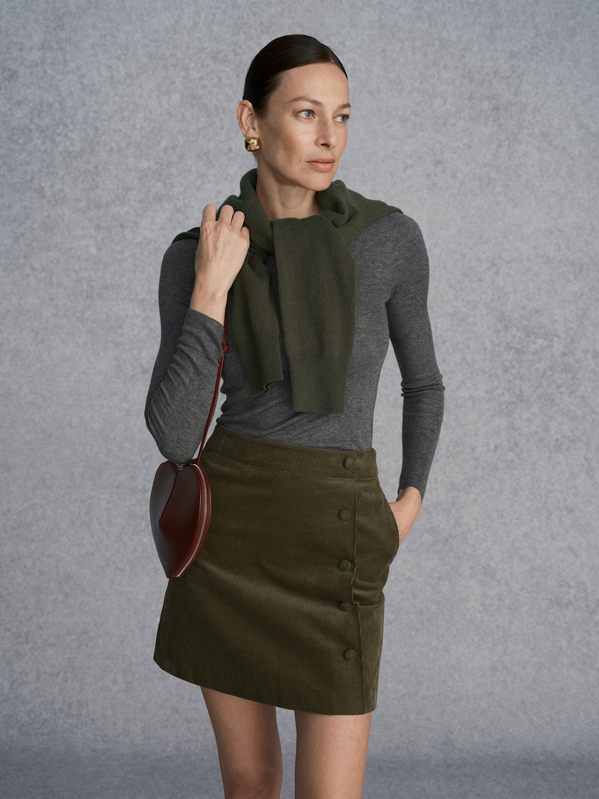Product View of EASE Round Neck Seamless Fitted Base Layer in Grey.