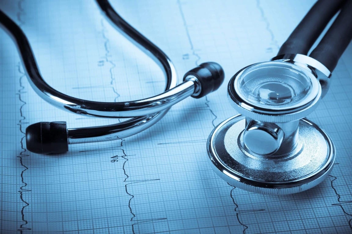 Acupuncture vs. Traditional Western Medicine: Benefits and Differences