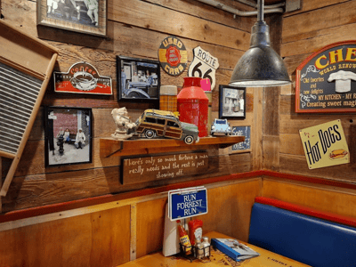 Vintage and warm decor at Bubba Gump Shrimp Co., illustrating the spirit of the movie and travel memories.