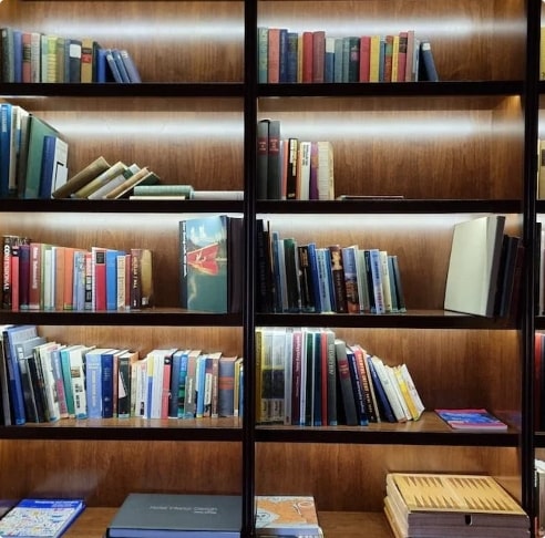 Book shelf